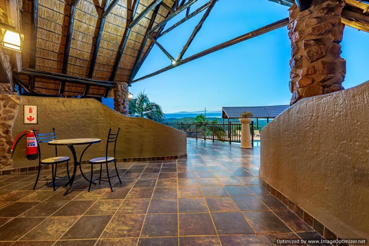 Zulu Nyala Game Lodge Hluhluwe Exterior foto