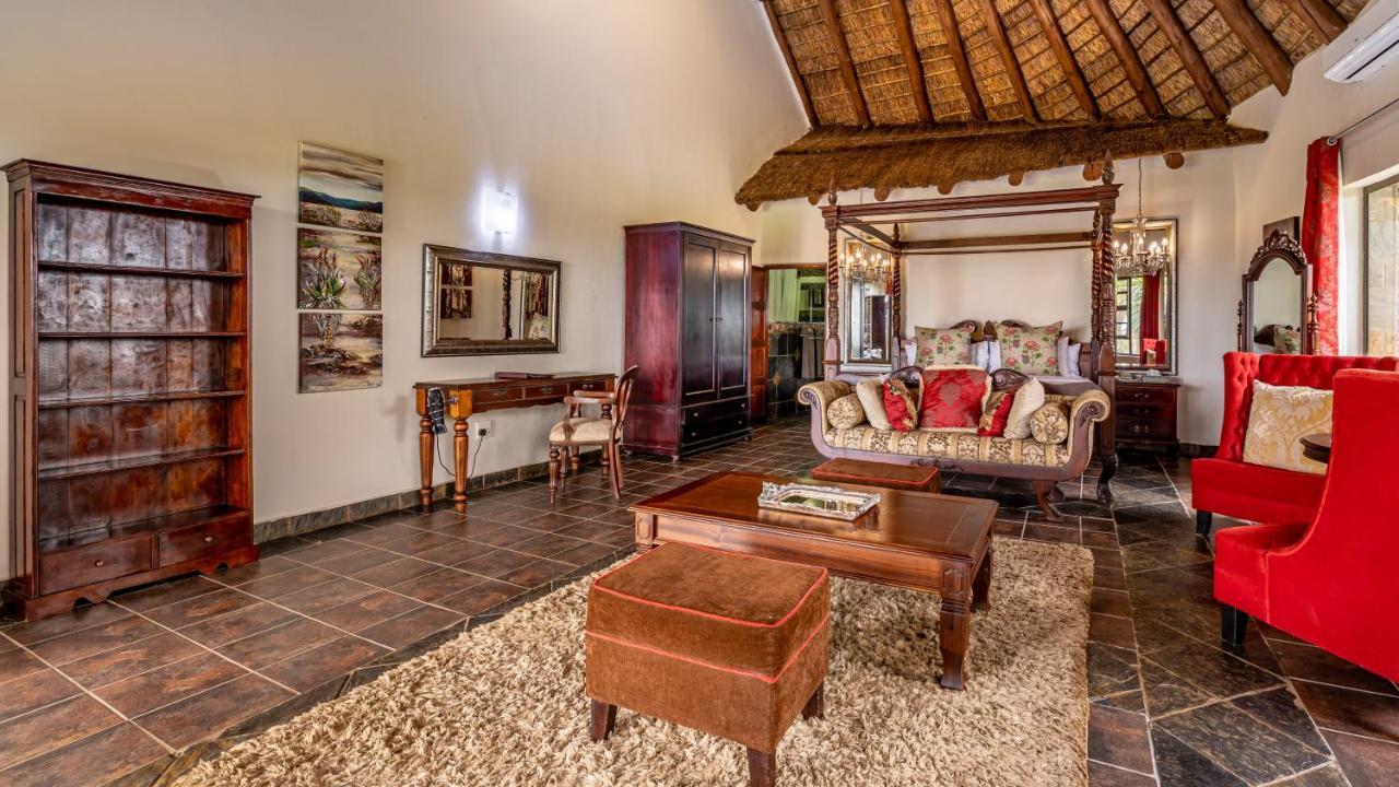 Zulu Nyala Game Lodge Hluhluwe Exterior foto